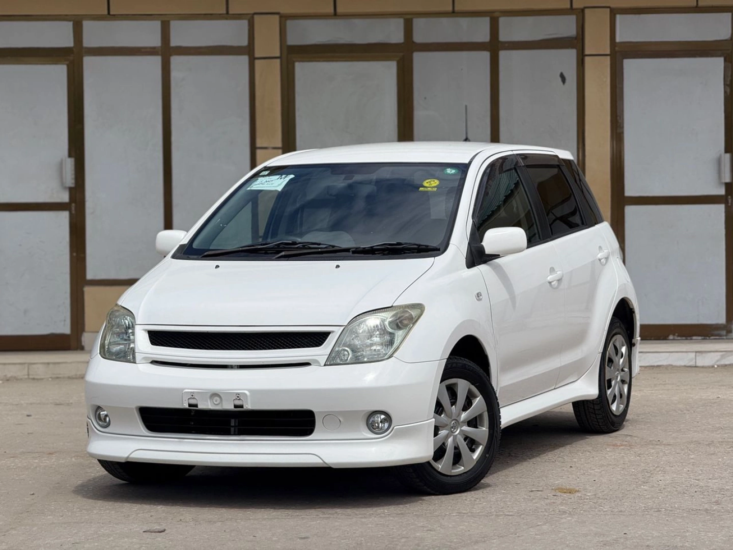 Toyota Ist 2005 Hatchback