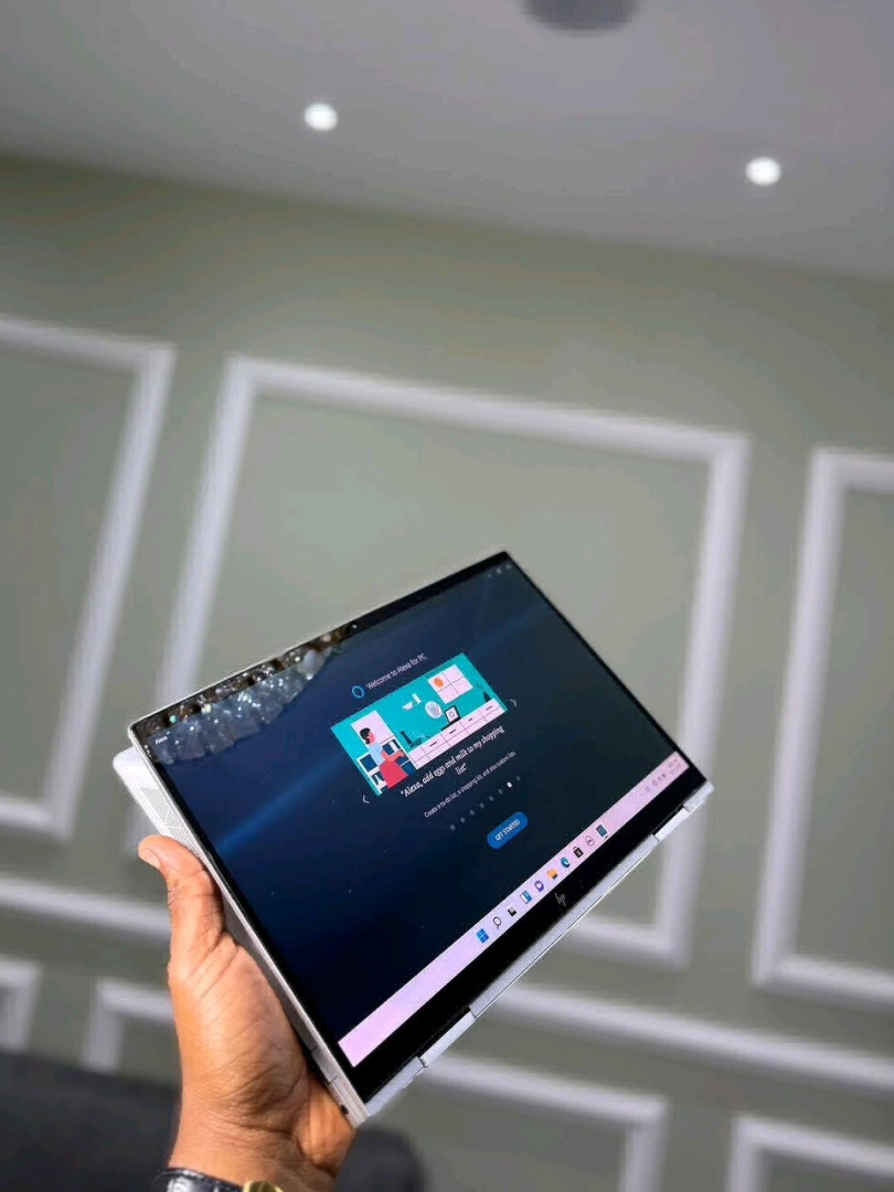 HP Envy x360 2-in-1 Laptop Core i5 12th Gen thumbnail 2