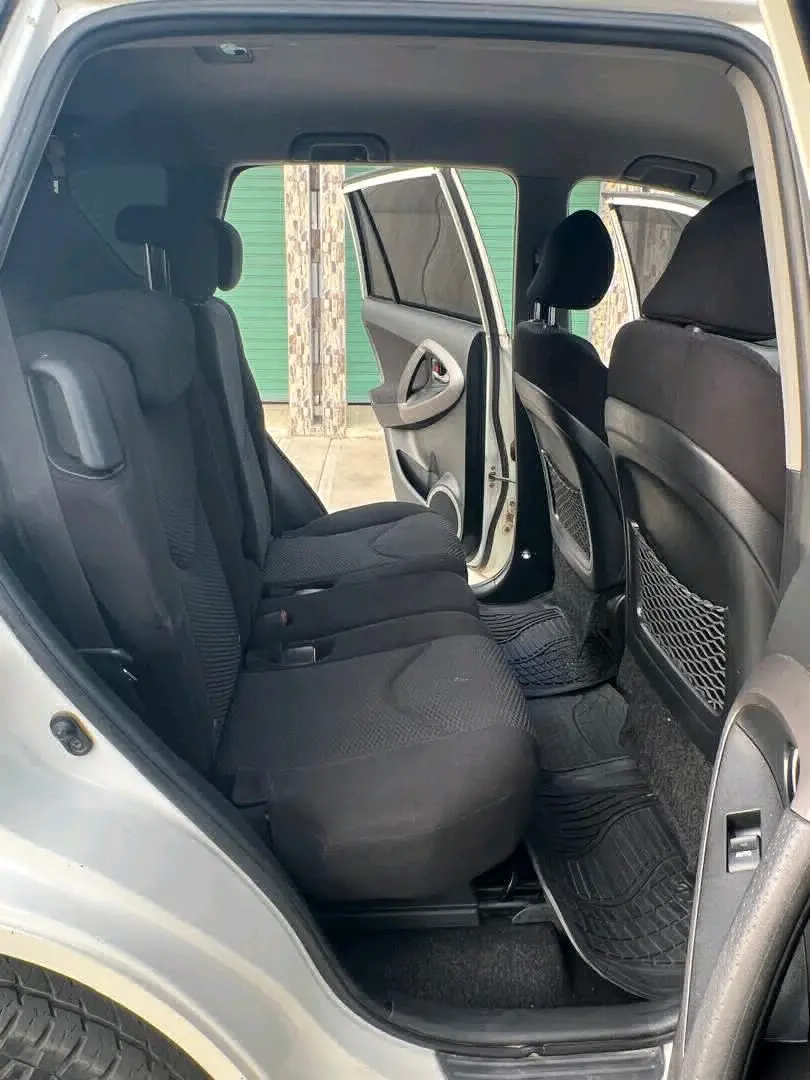 Toyota RAV4 2007, Automatic, AC thumbnail 8