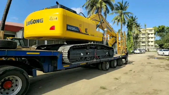 Brand New LIUGONG 922E Excavator for Sale thumbnail 6