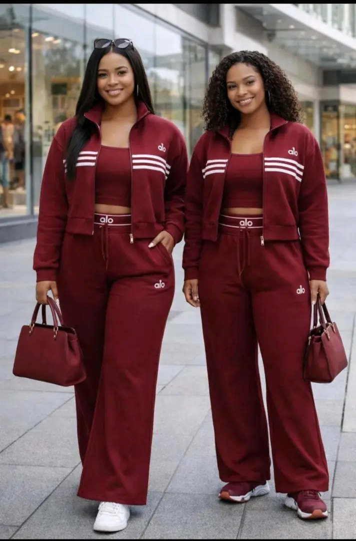 Alo Women's Tracksuits thumbnail 2