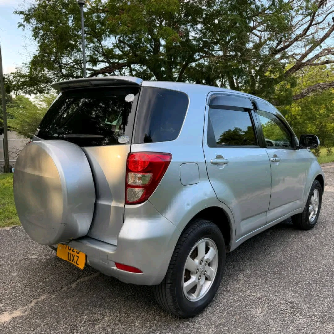 Toyota Rush SUV DXZ 2008 Model