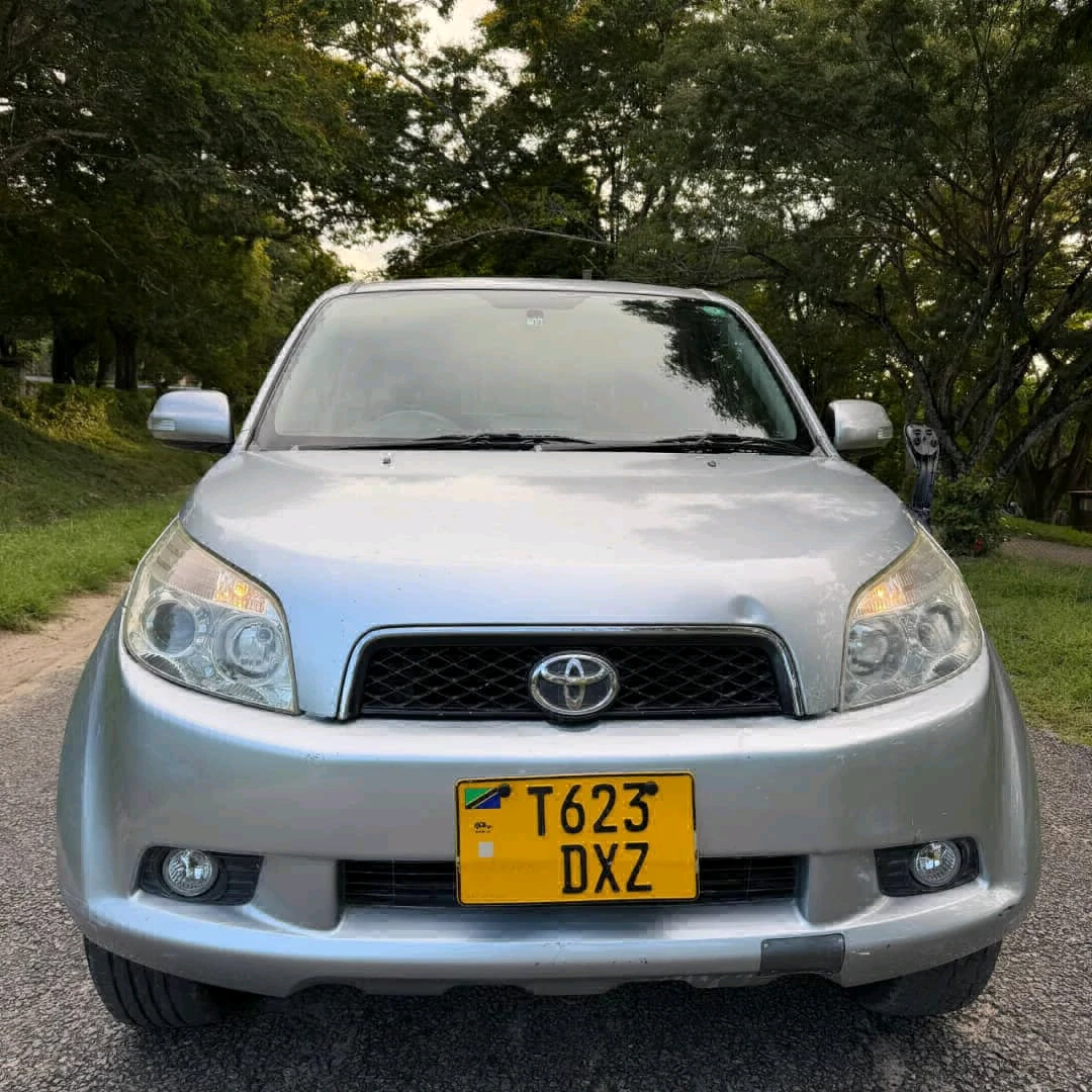 Toyota Rush SUV DXZ 2008 Model thumbnail 2