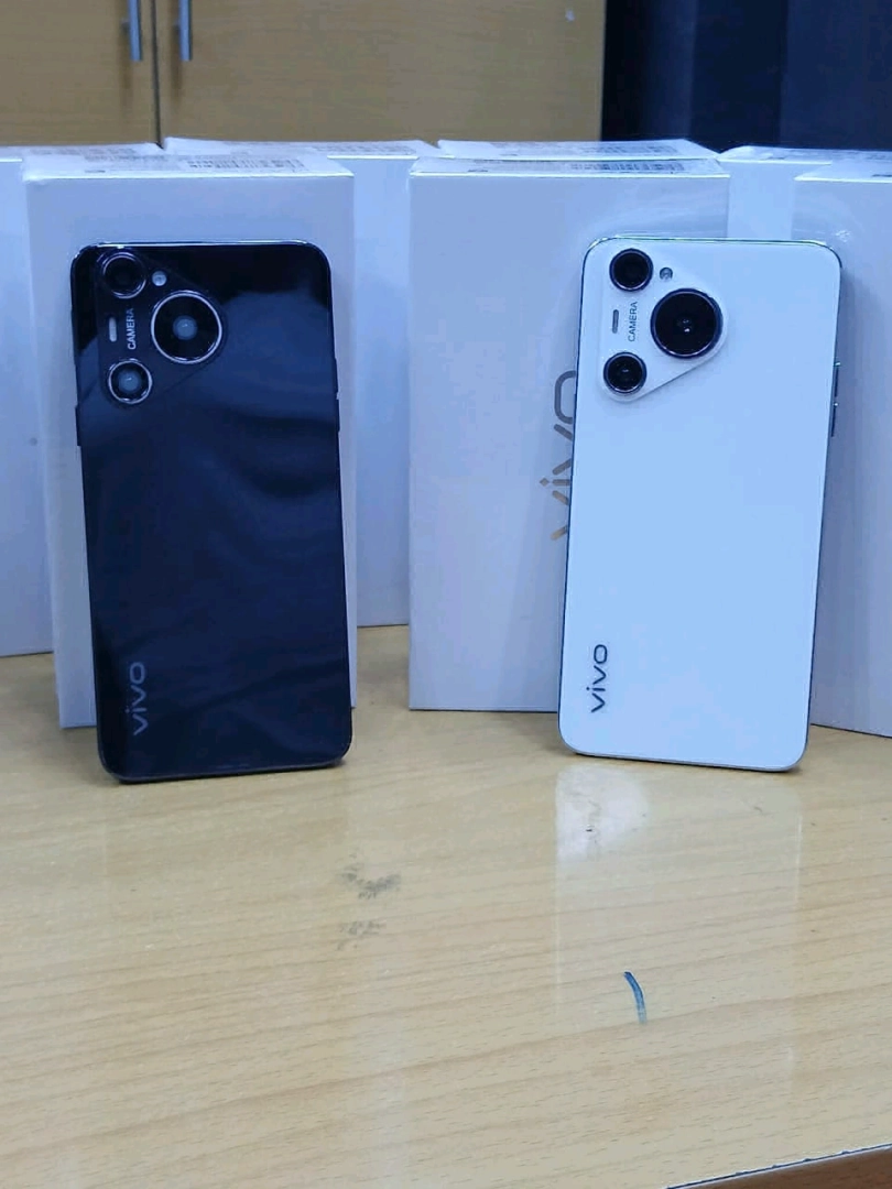 Vivo Y95i Smartphone 8GB RAM 128GB Storage thumbnail 2
