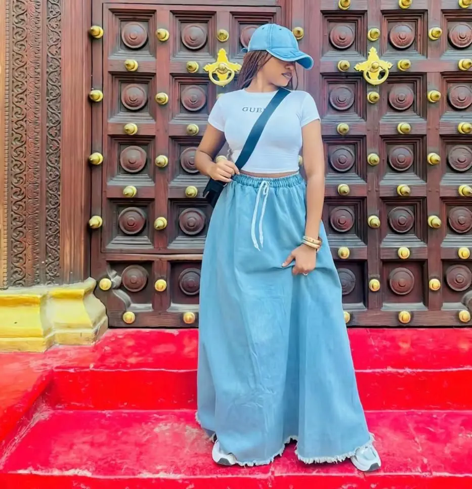 Long Wide-Cut Denim Skirt thumbnail 2