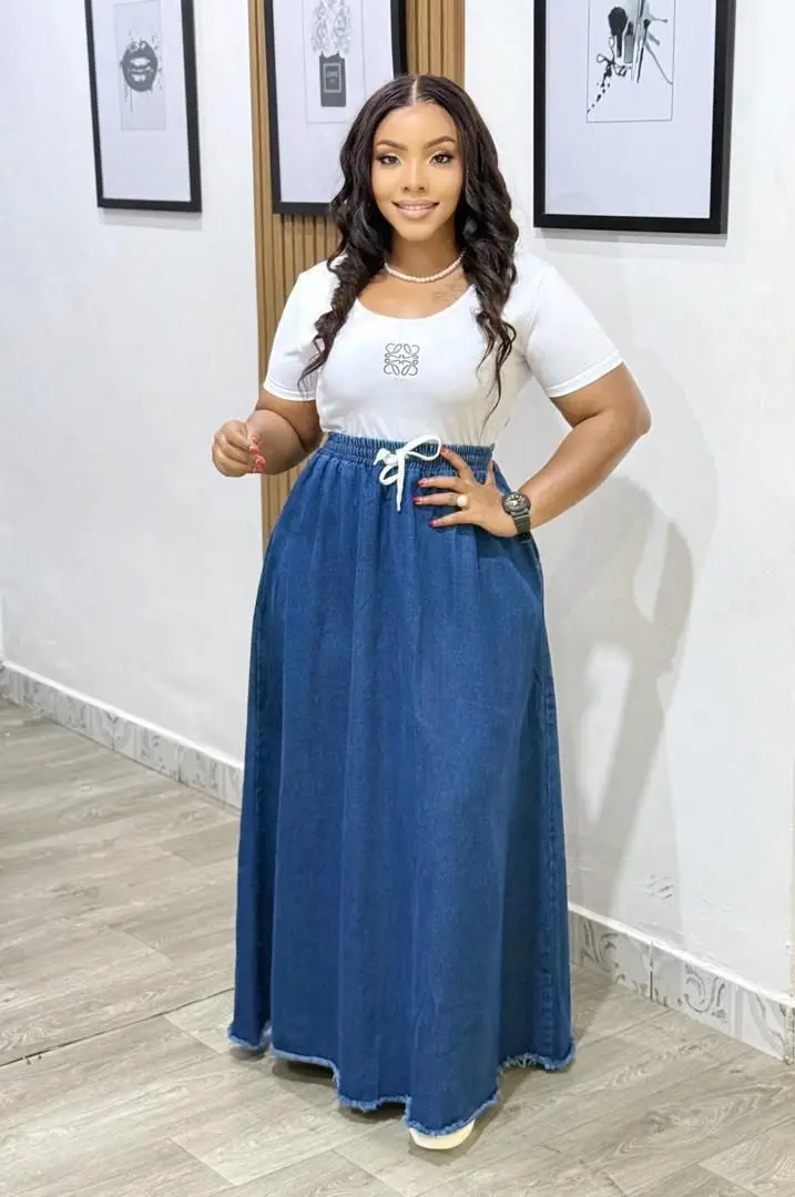 Long Wide-Cut Denim Skirt thumbnail 4
