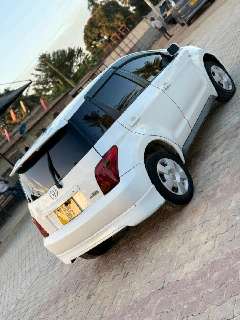 Toyota Ist DRT Full AC Music System thumbnail 2