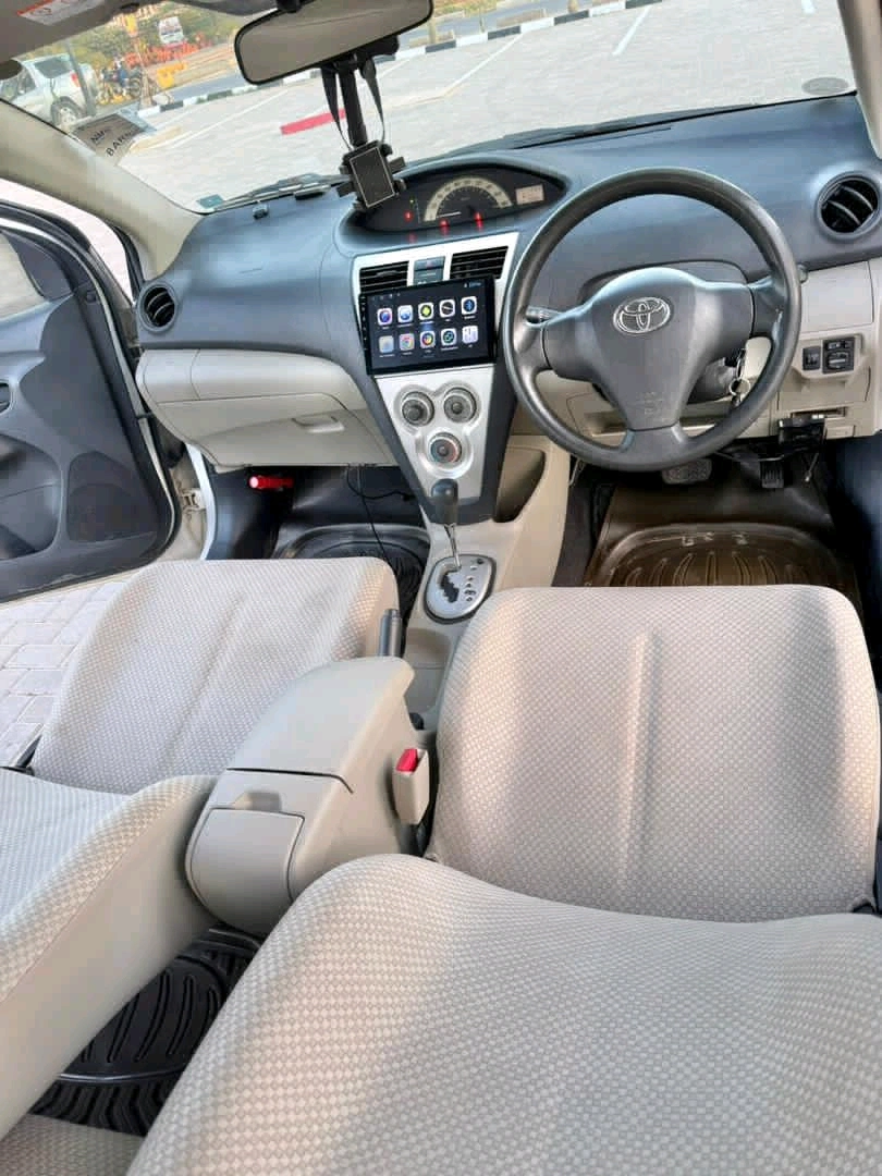 Toyota Belta 2007 Full AC Music System thumbnail 7