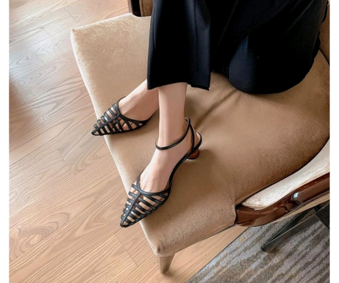 Black Caged Low-Heeled Sandals Size 37
