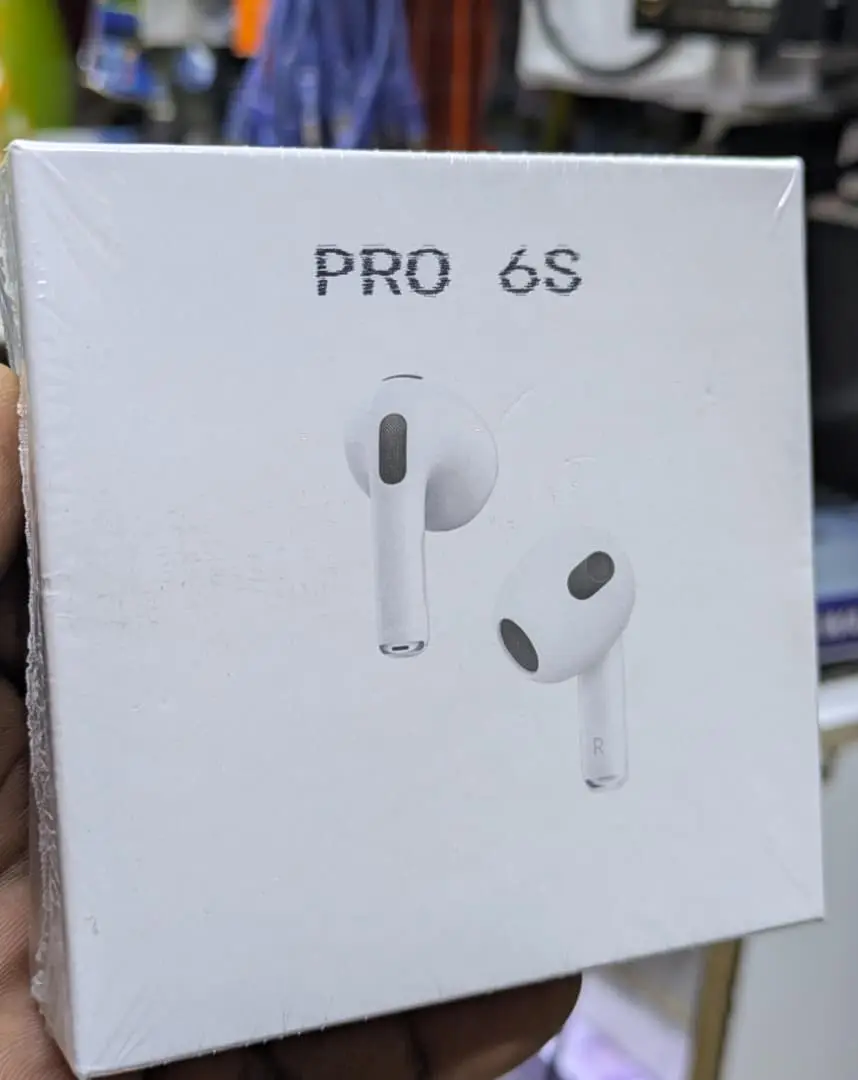 Wireless Earbuds (Ultrapods Max & Pro 6S) thumbnail 2