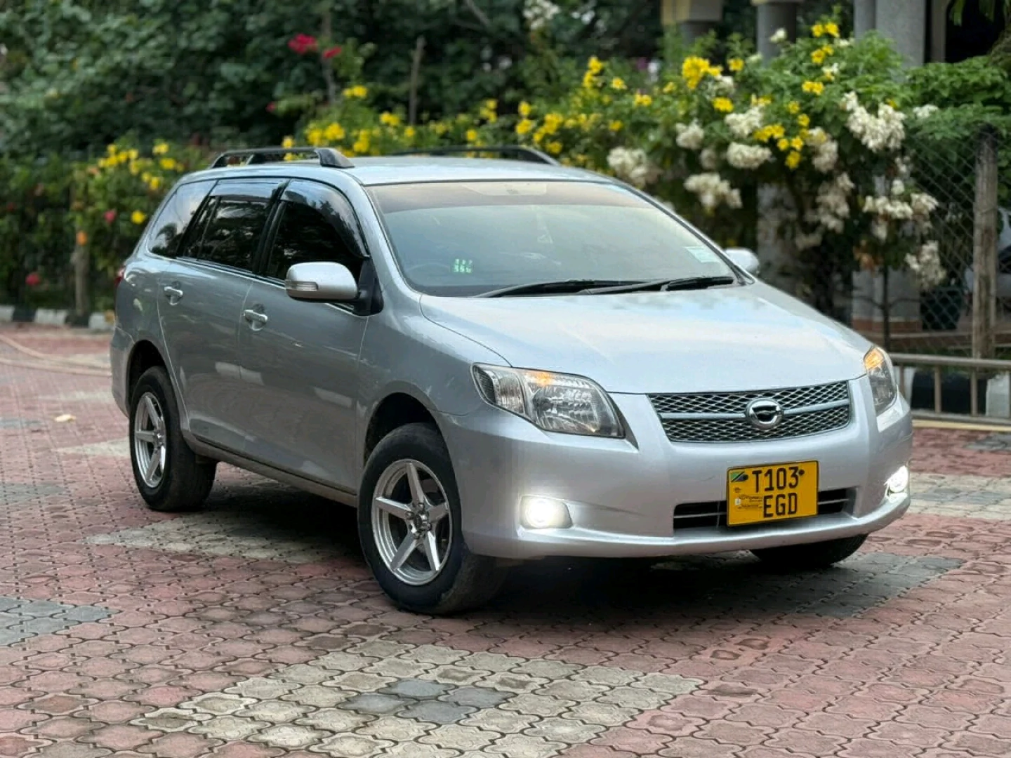 Toyota Fielder 2007 Station Wagon thumbnail 2