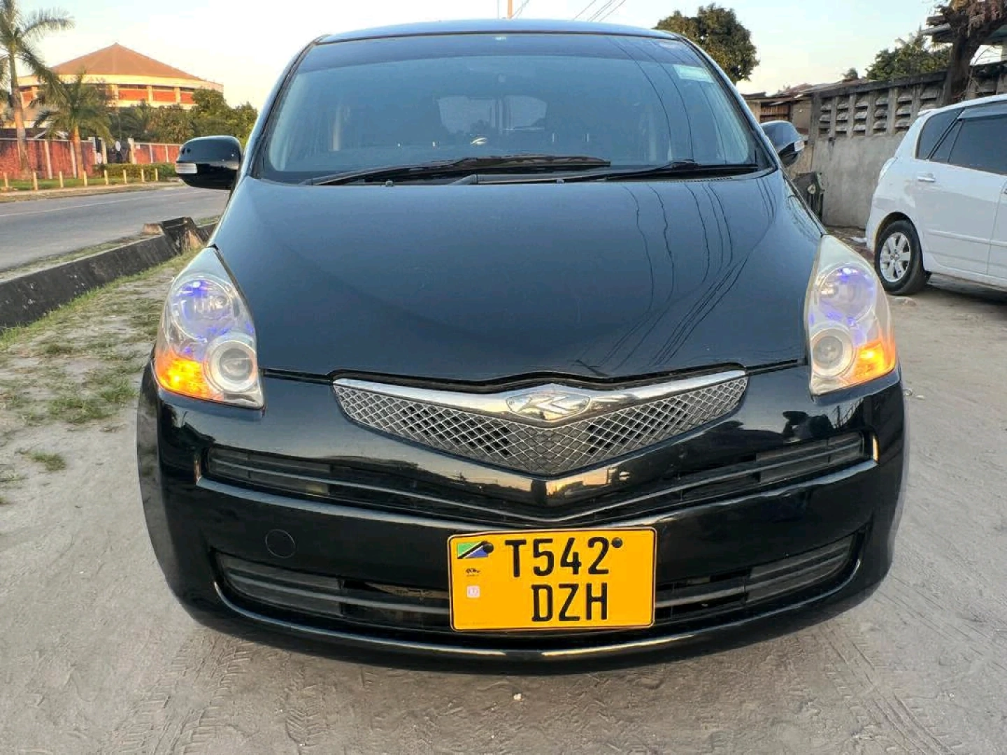 Toyota Ractis 2008 - Low Mileage (1490 CC)