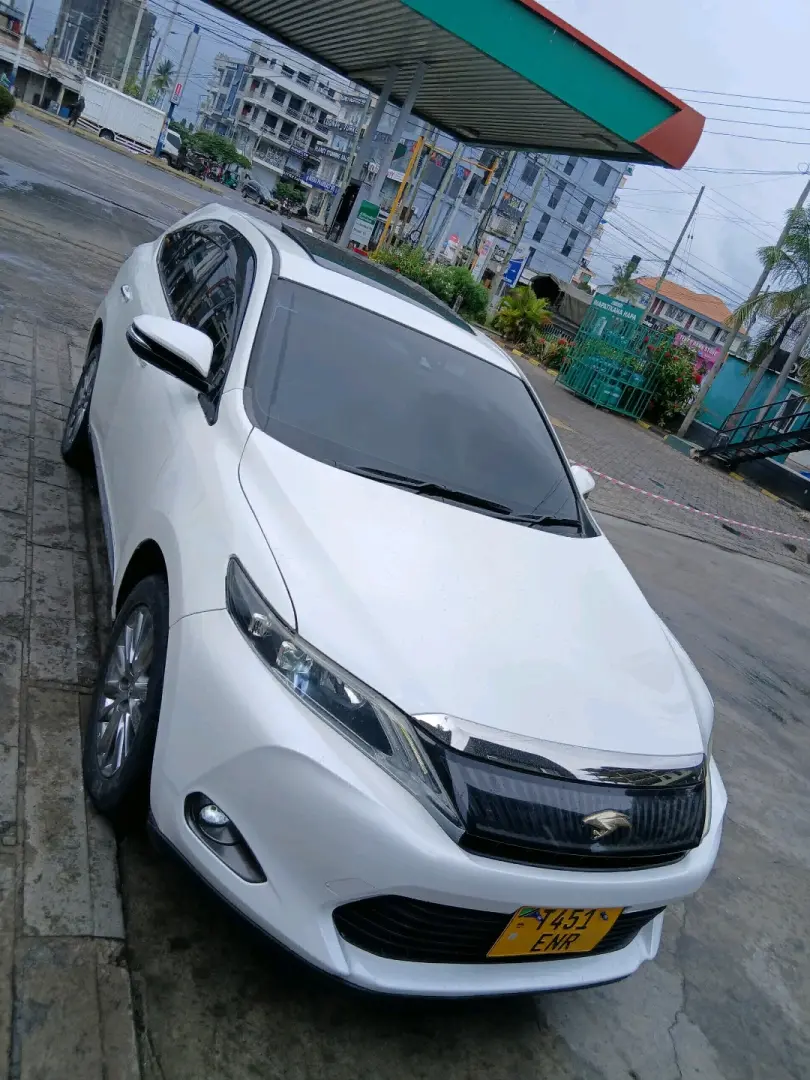 Toyota Harrier Anaconda 2015 thumbnail 2