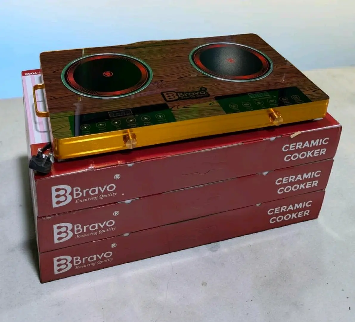 Bravo Double-Burner Ceramic Cooker