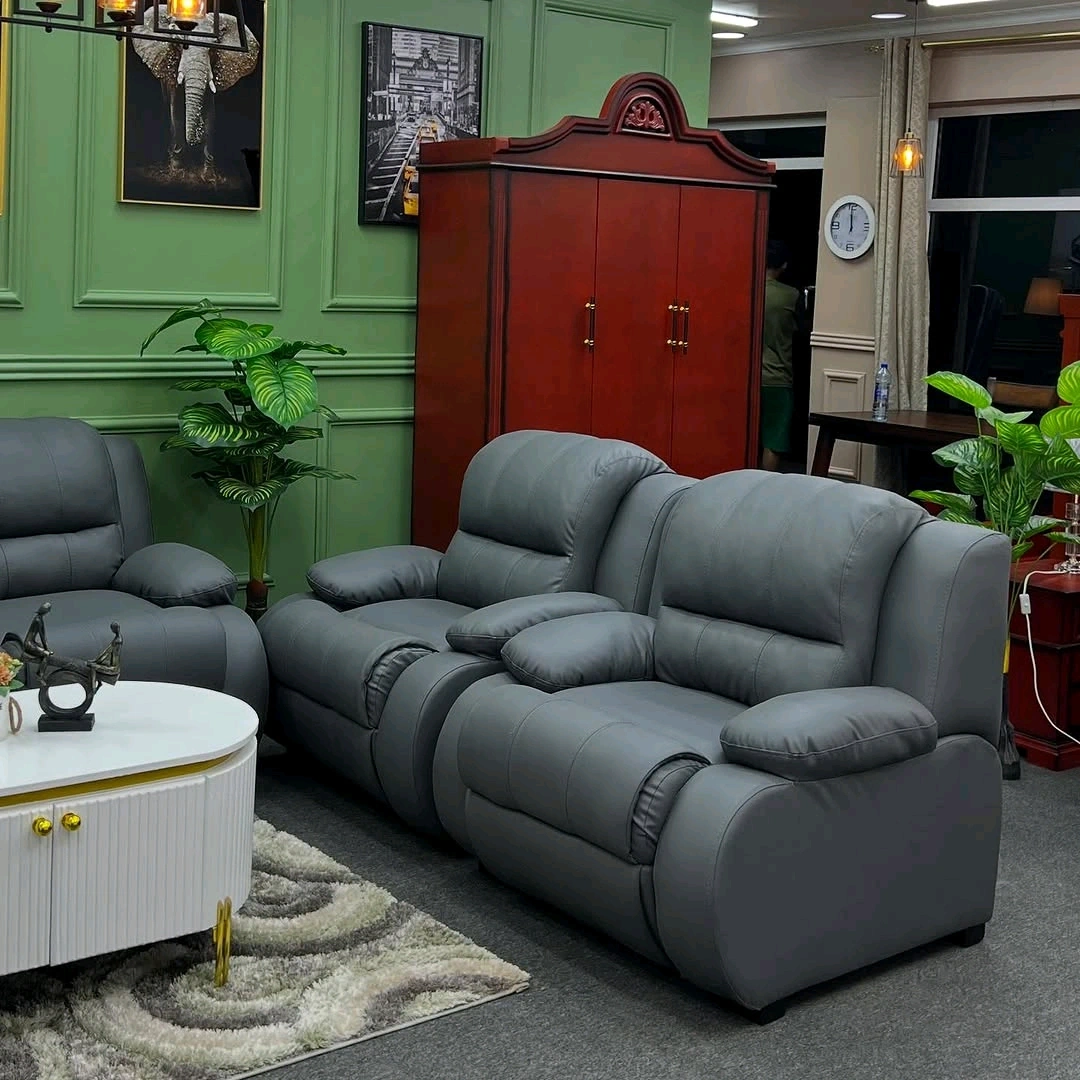Black Leather Sofa Set thumbnail 4