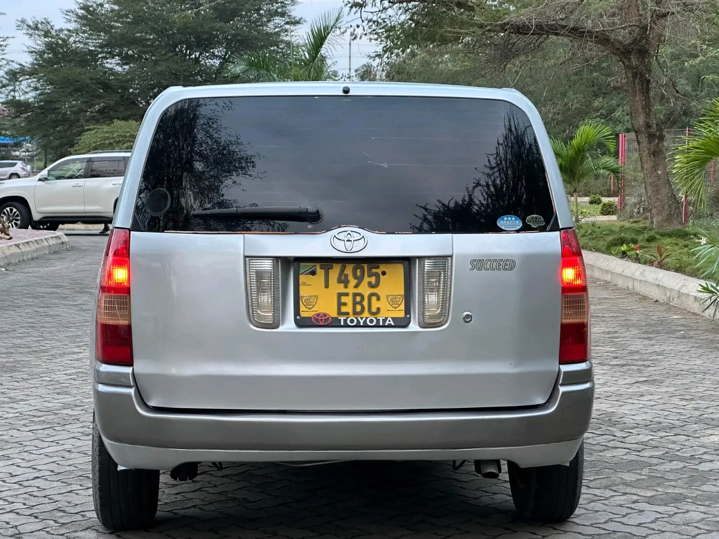 2006 Toyota Succeed Van 1498cc (Clean Condition)