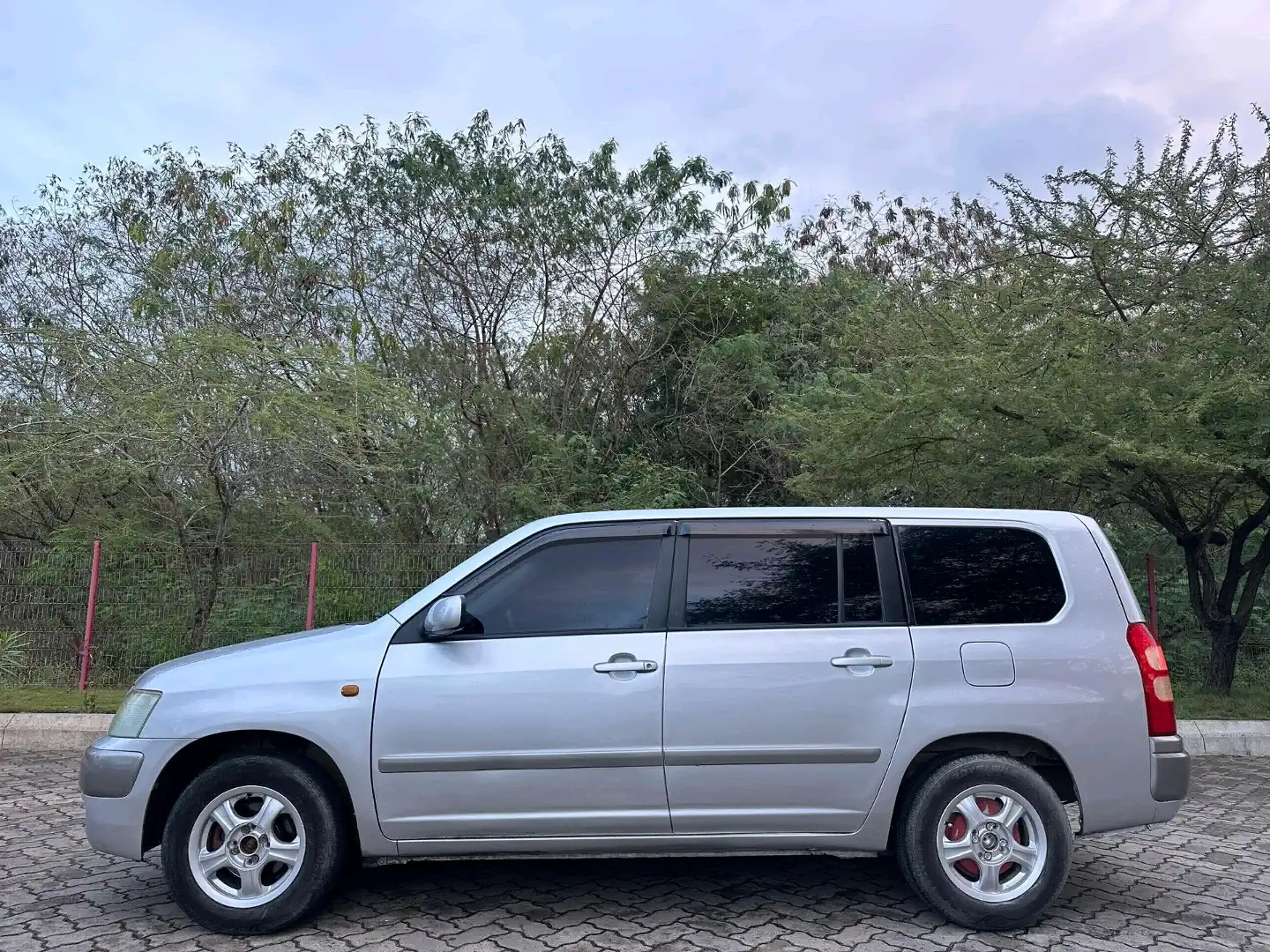 2006 Toyota Succeed Van 1498cc (Clean Condition) thumbnail 5