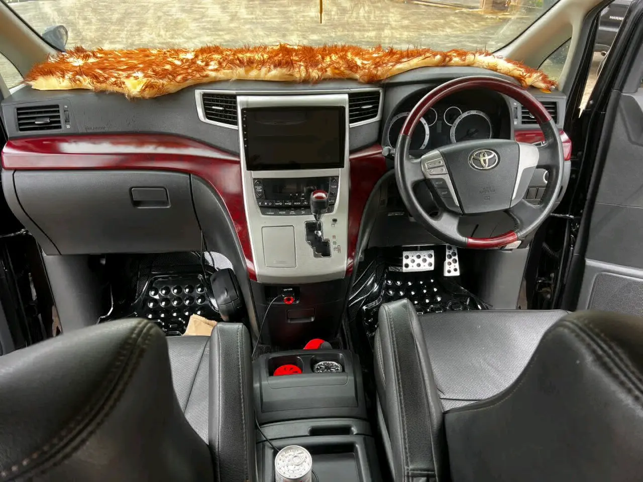 Toyota Ist Hatchback 2003 Nyeusi thumbnail 7
