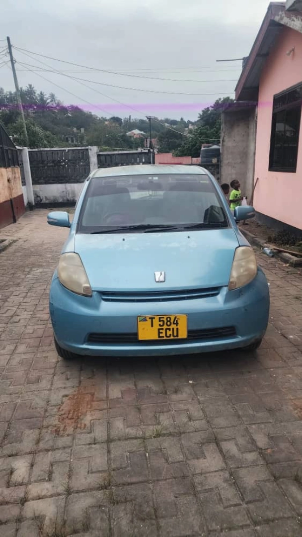 Toyota Passo Hatchback T 584 ECU - 7 Million thumbnail 3