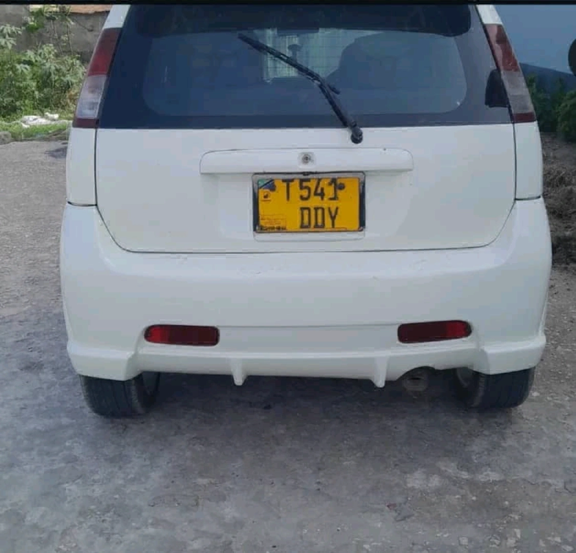 Suzuki Swift DDY 2001 Automatic thumbnail 2