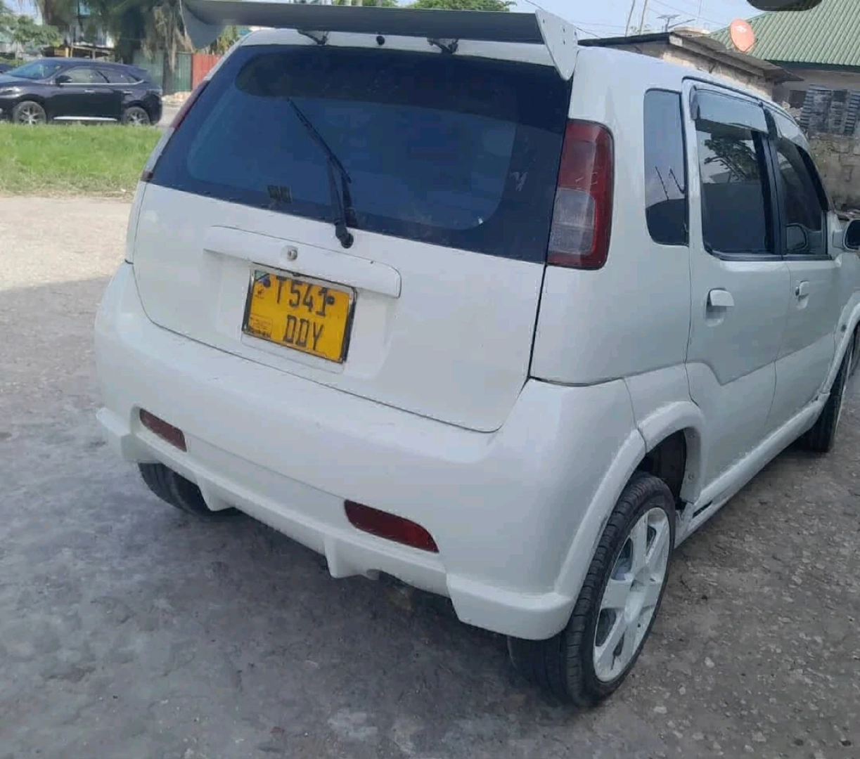 Suzuki Swift DDY 2001 Automatic thumbnail 3