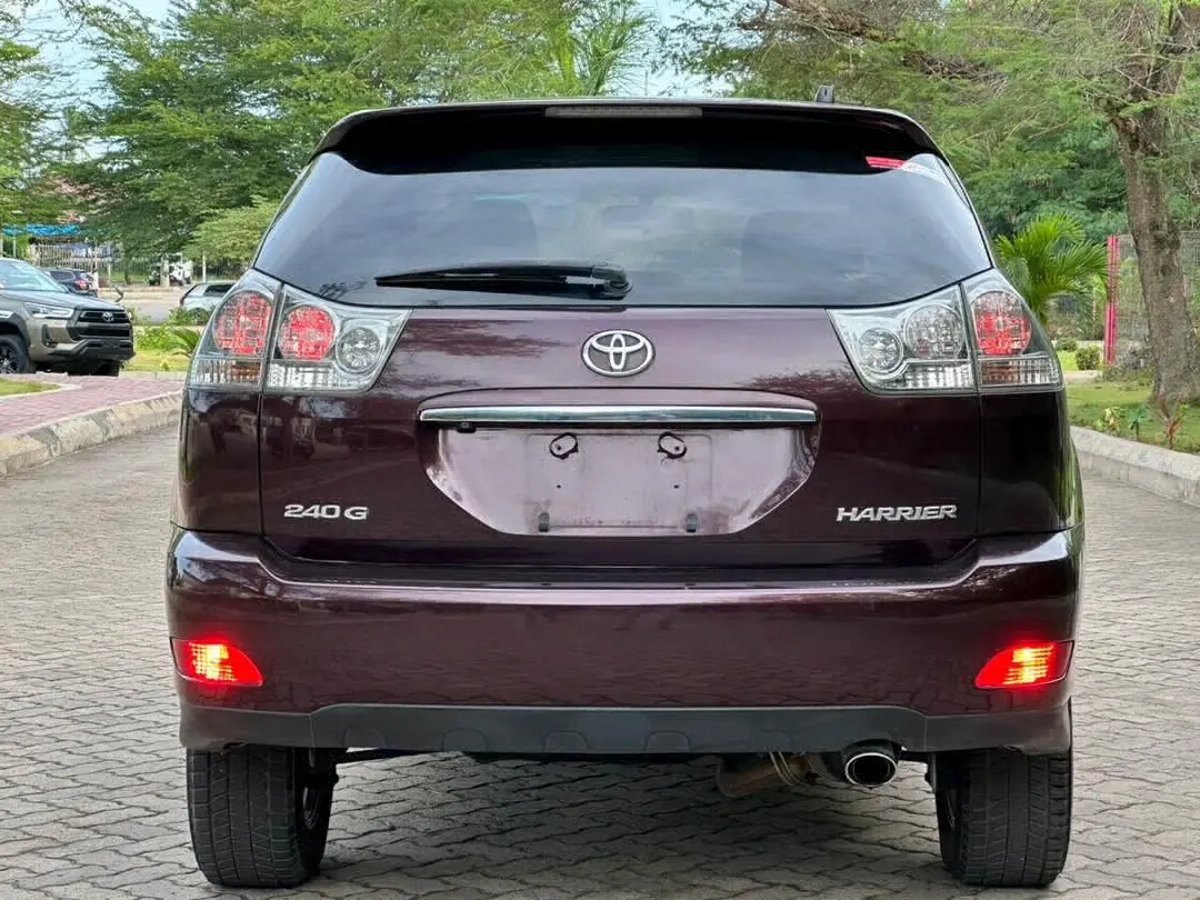 Toyota Harrier 240G thumbnail 2