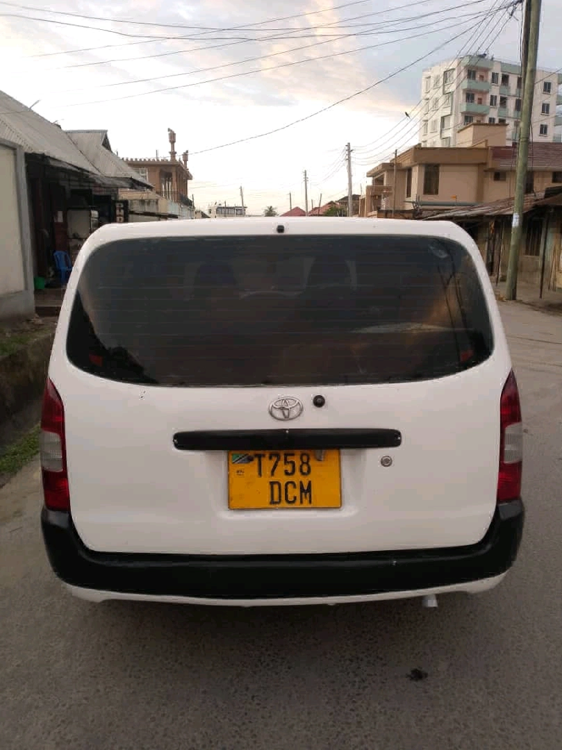2005 Toyota Probox Van DCM (1290cc) thumbnail 2