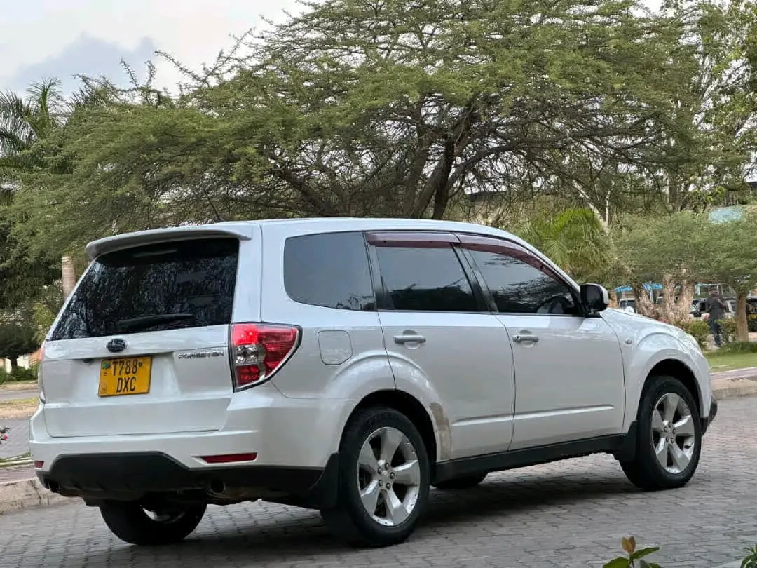 Subaru Forester DXC 2009 Nyeupe thumbnail 2