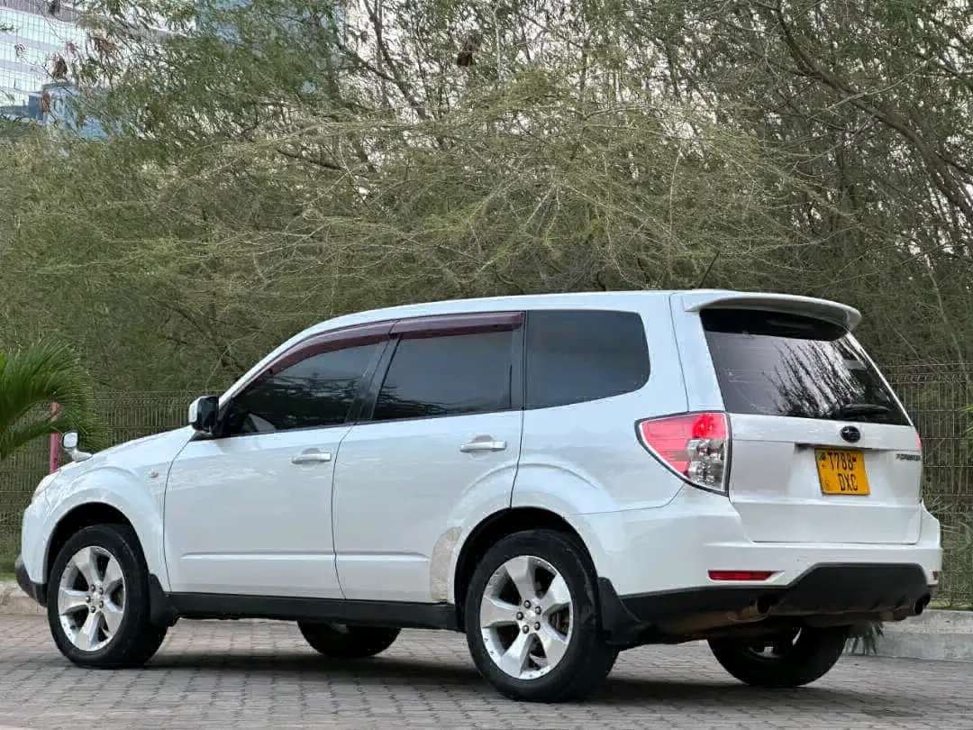 Subaru Forester DXC 2009 Nyeupe thumbnail 4
