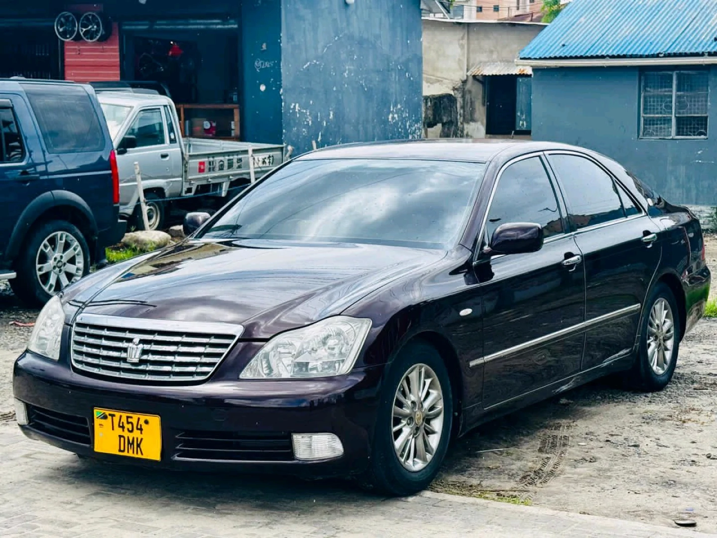 Toyota Crown Royal 2006 - Excellent Condition thumbnail 2