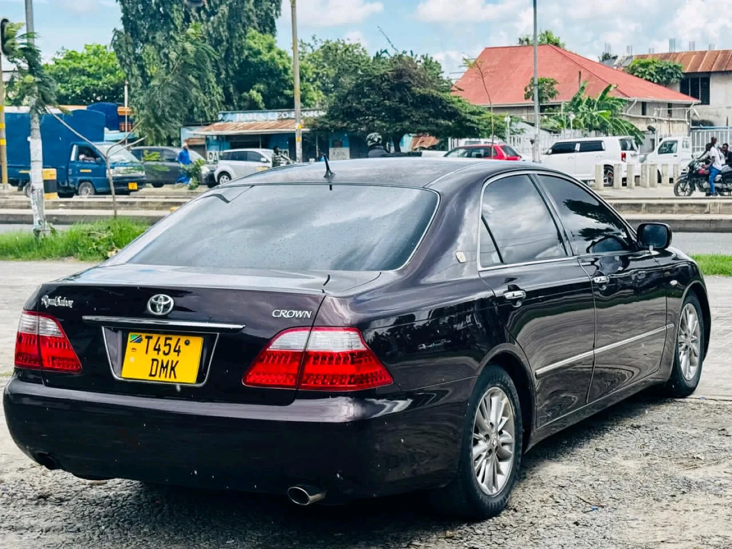Toyota Crown Royal 2006 - Excellent Condition thumbnail 3
