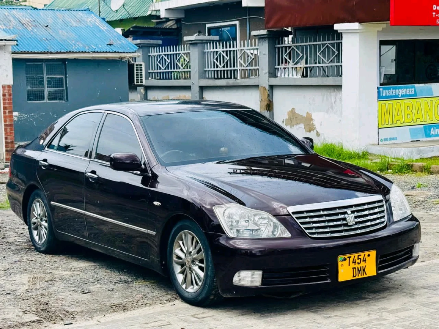 Toyota Crown Royal 2006 - Excellent Condition thumbnail 4