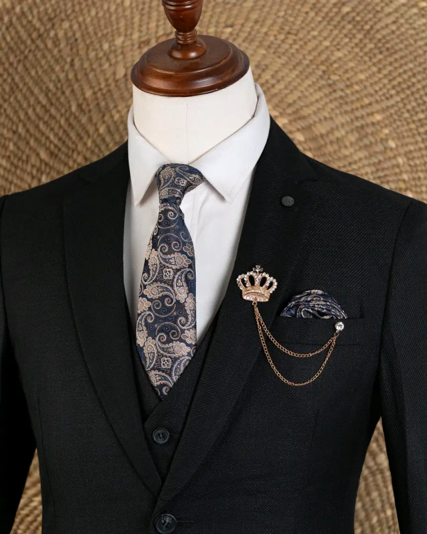 Black Three-Piece Suit thumbnail 2