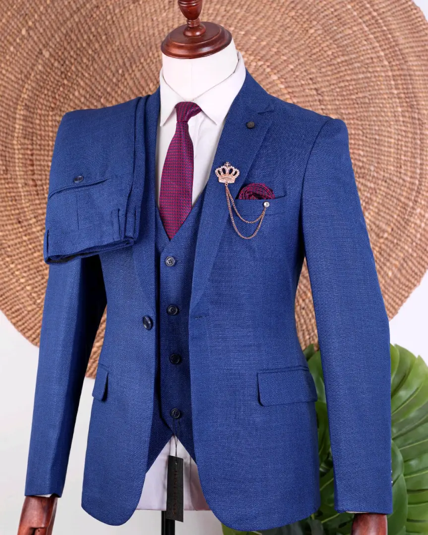 Black Three-Piece Suit thumbnail 4