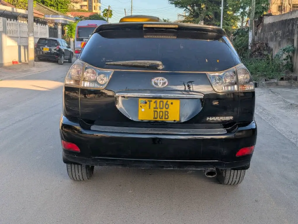 Toyota Harrier 2006 thumbnail 4