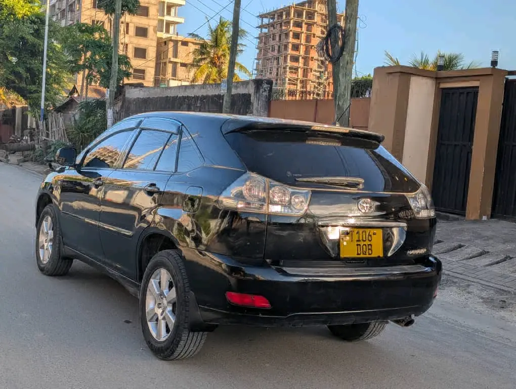 Toyota Harrier 2006 thumbnail 5