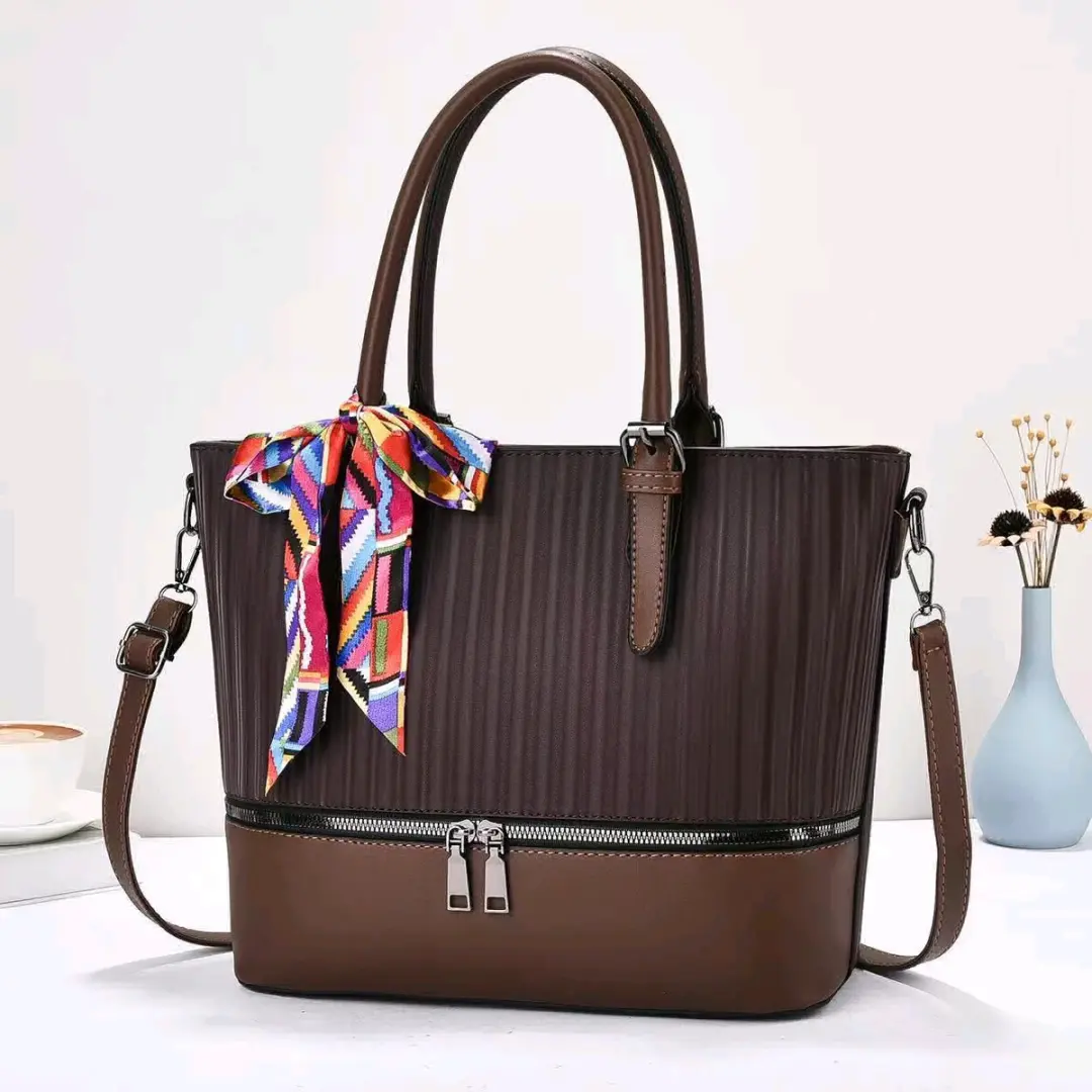 Handbag ya Pochi Quality Rangi Tofauti