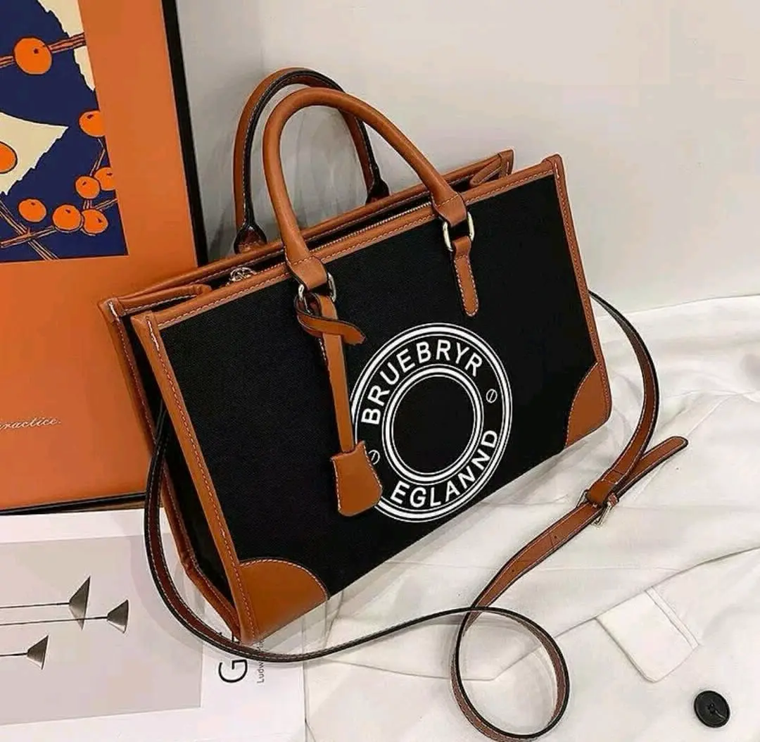 Handbag ya Pochi Quality Rangi Tofauti thumbnail 7