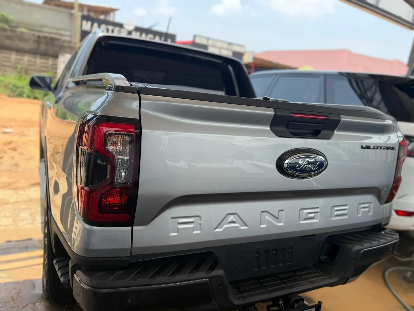 2023 Ford Ranger Wildtrak thumbnail 3