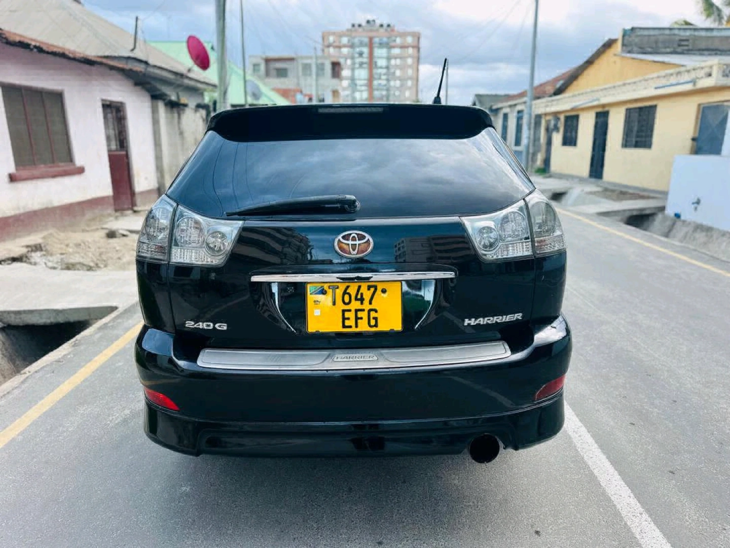 Toyota Harrier SUV 2006 Black, 2360cc thumbnail 4
