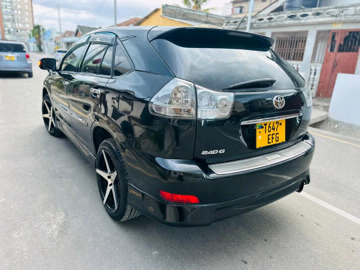 Toyota Harrier SUV 2006 Black, 2360cc thumbnail 5