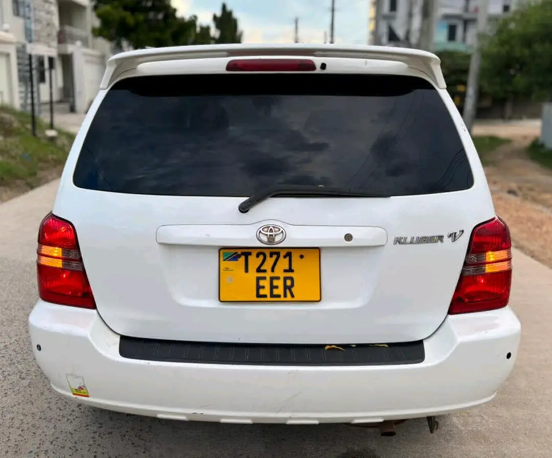 Toyota Kluger V (2002/3) thumbnail 6