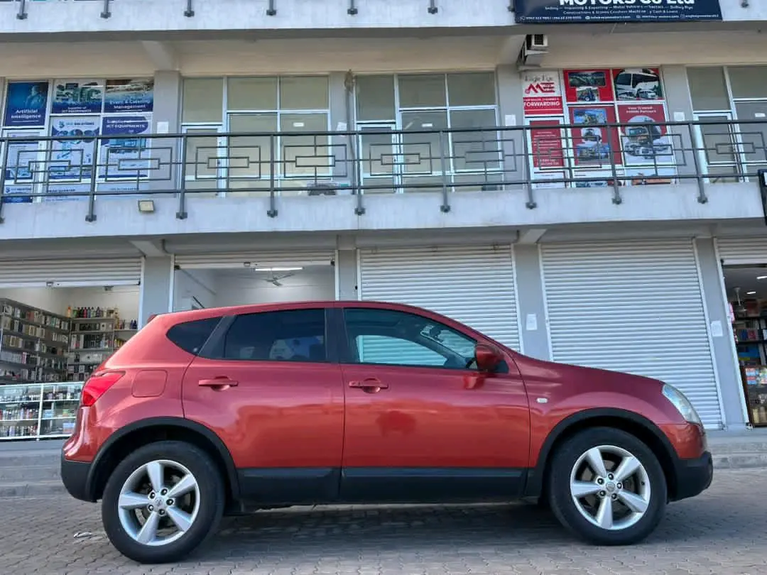 Nissan Dualis 2008, Automatic, 1990cc thumbnail 3