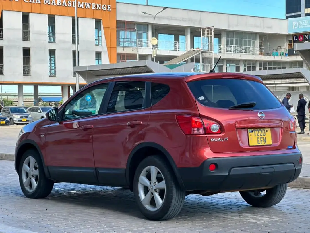 Nissan Dualis 2008, Automatic, 1990cc thumbnail 4