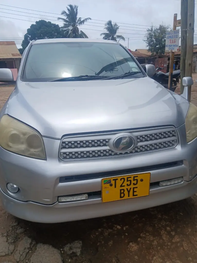 Toyota RAV4 Silver