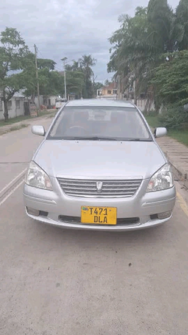 Toyota Premio Sedan Mpya (New)