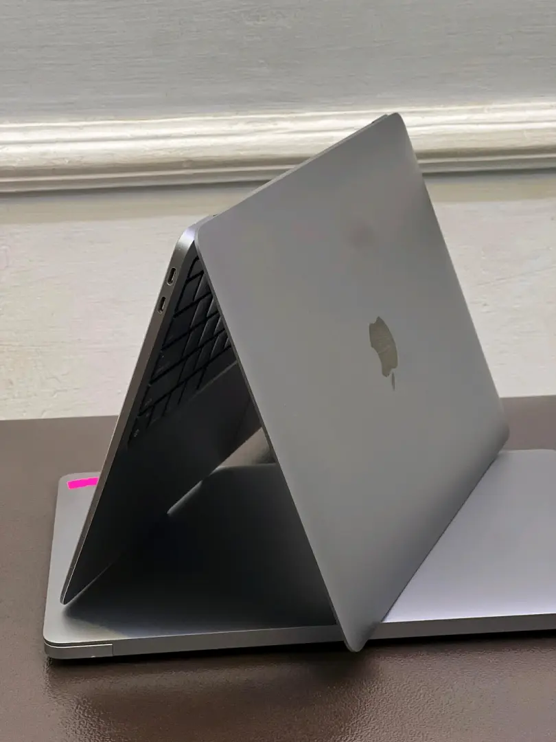 MacBook Air 2020 M1 (8GB/256GB) na Accessories thumbnail 6