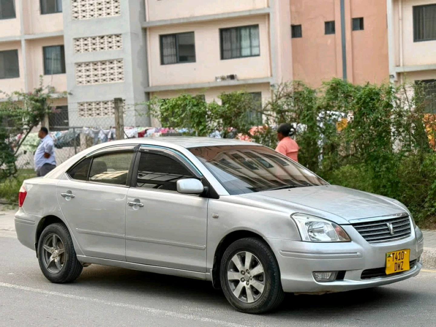 Toyota Premio X Sedan Reg DWZ (14.8mil) thumbnail 3