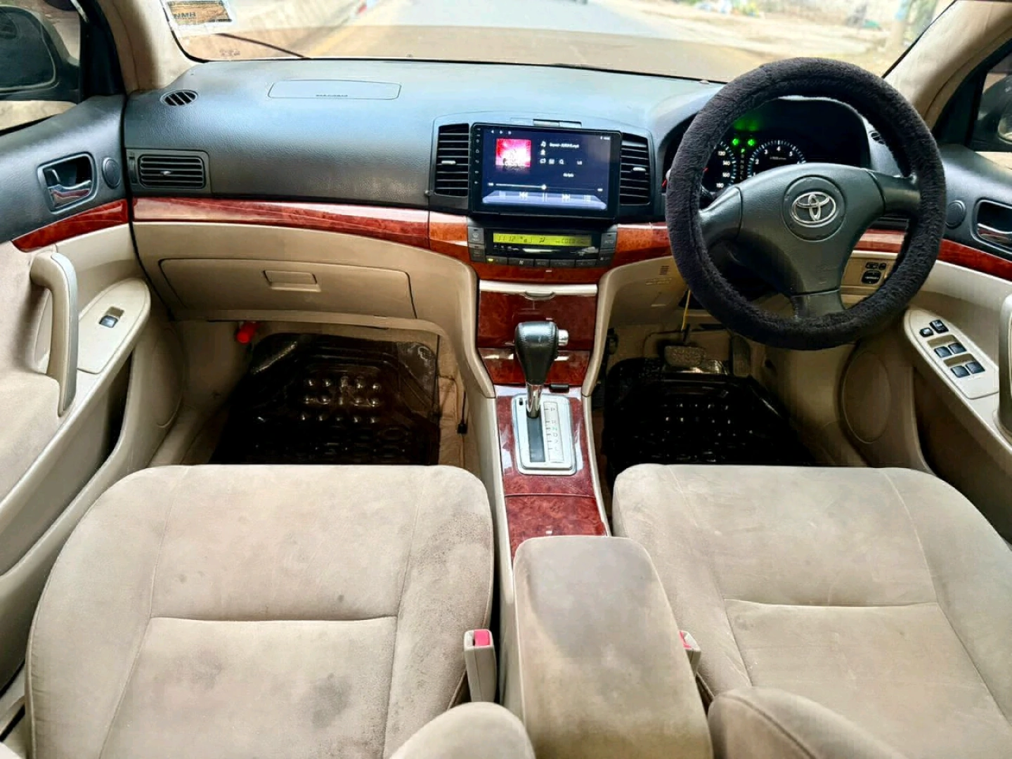 Toyota Premio X Sedan Reg DWZ (14.8mil) thumbnail 8