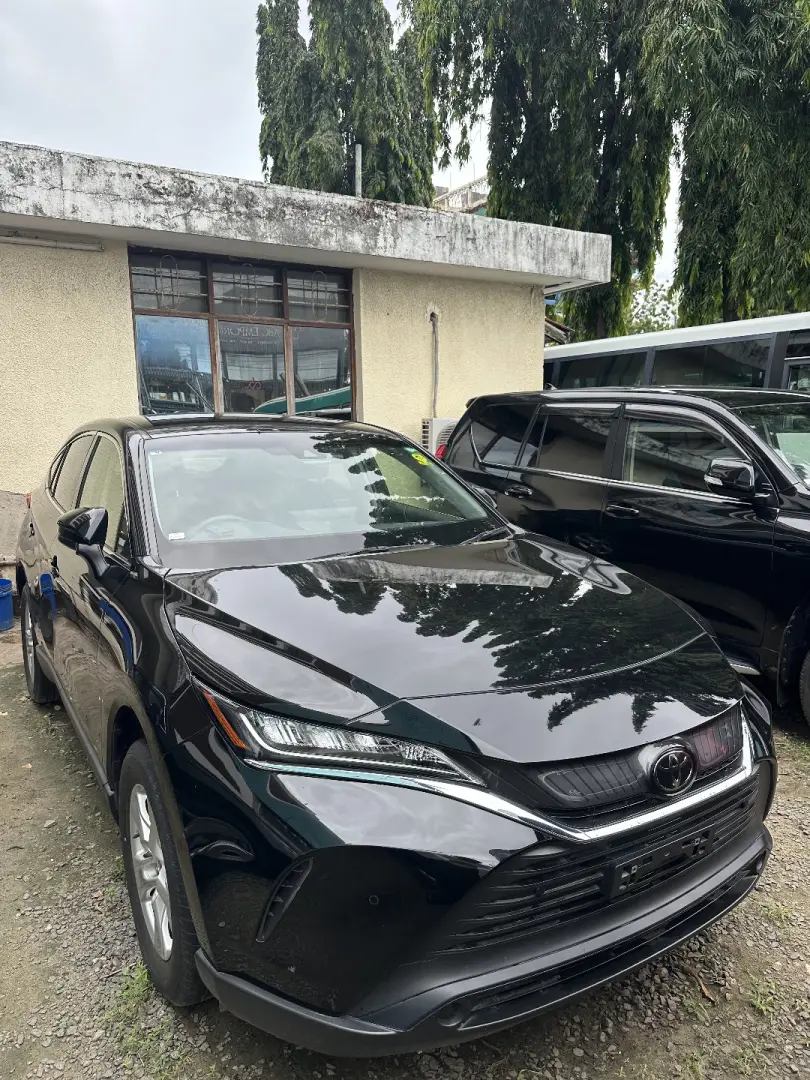 Toyota Harrier 2020